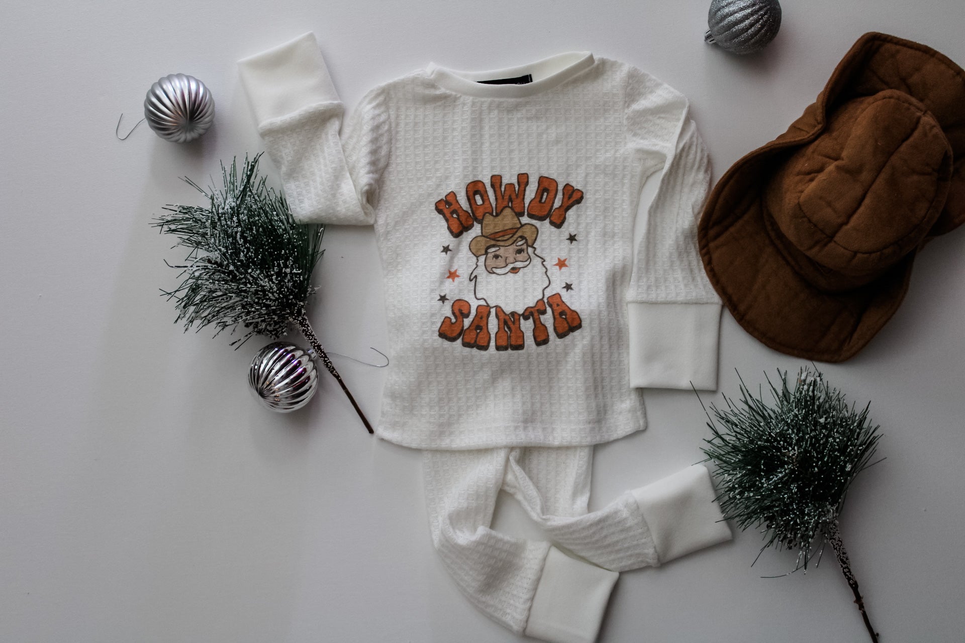 Howdy Santa two piece pajamas | Ivory