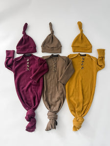 Waffle knotted gown and hat set