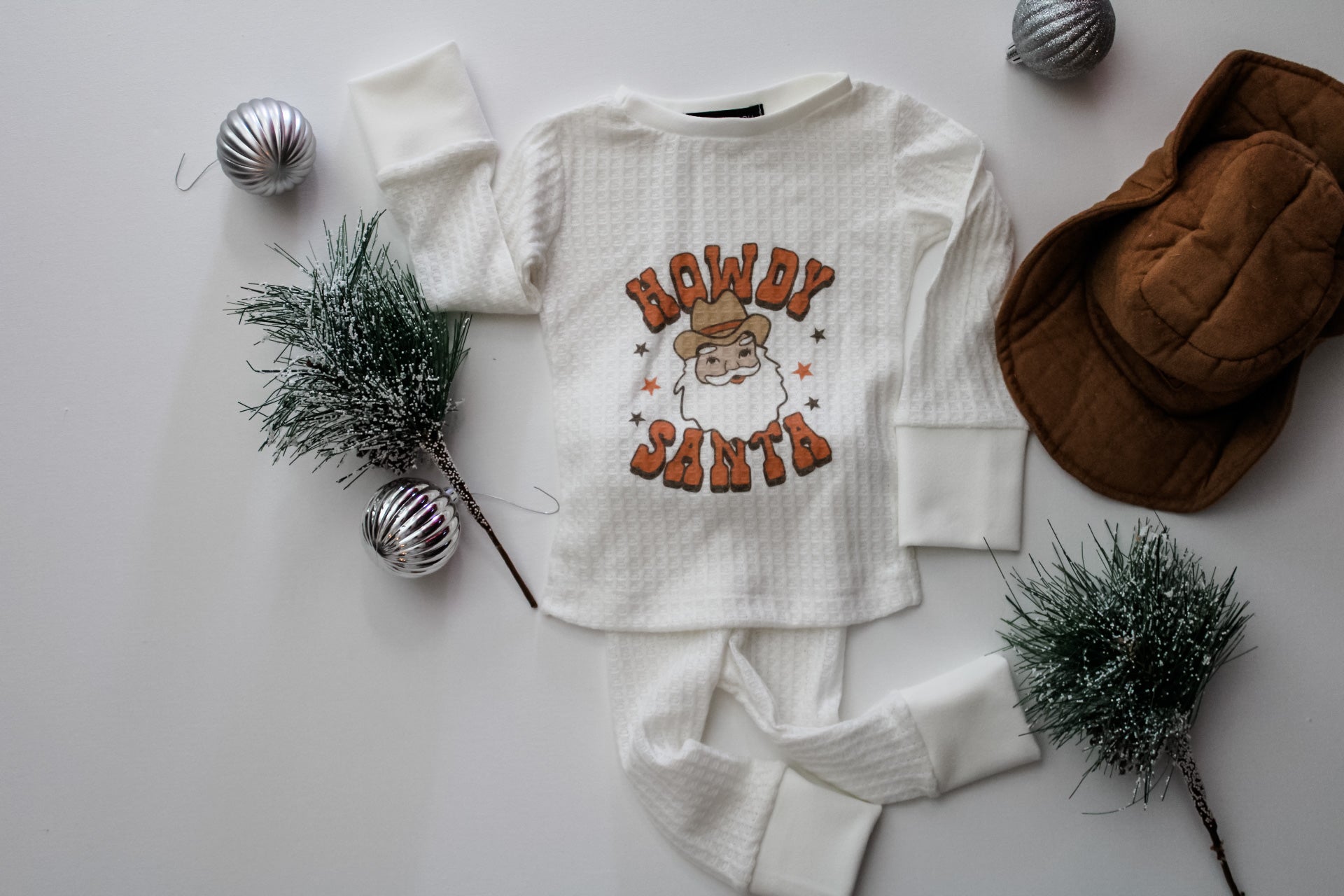 Howdy Santa two piece pajamas | Ivory