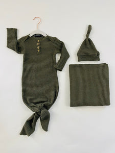 Newborn bundle | olive green