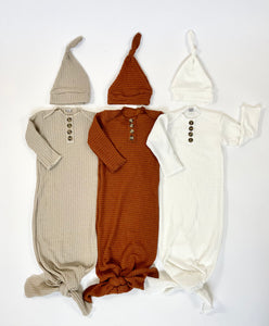 Waffle knotted gown and hat